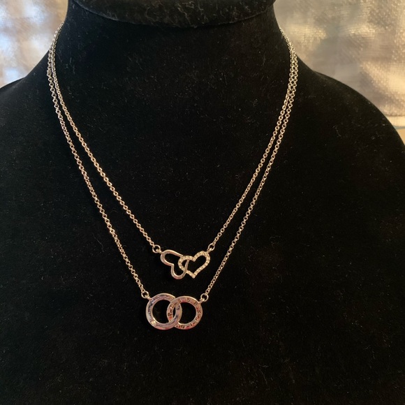 ❤️ Brand New Two Strand Heart Connected Necklace - Picture 11 of 11